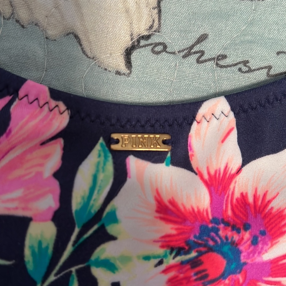 NWOT PINK Sexy Floral One Piece Swimsuit 🩱 - Picture 7 of 9